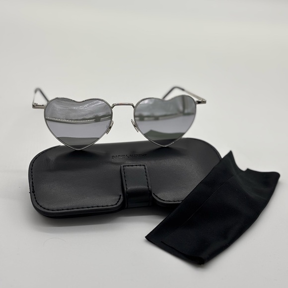 Saint Laurent Accessories - Saint Laurent SL 301 LOULOUSilver Heart Sunglasses 👜
